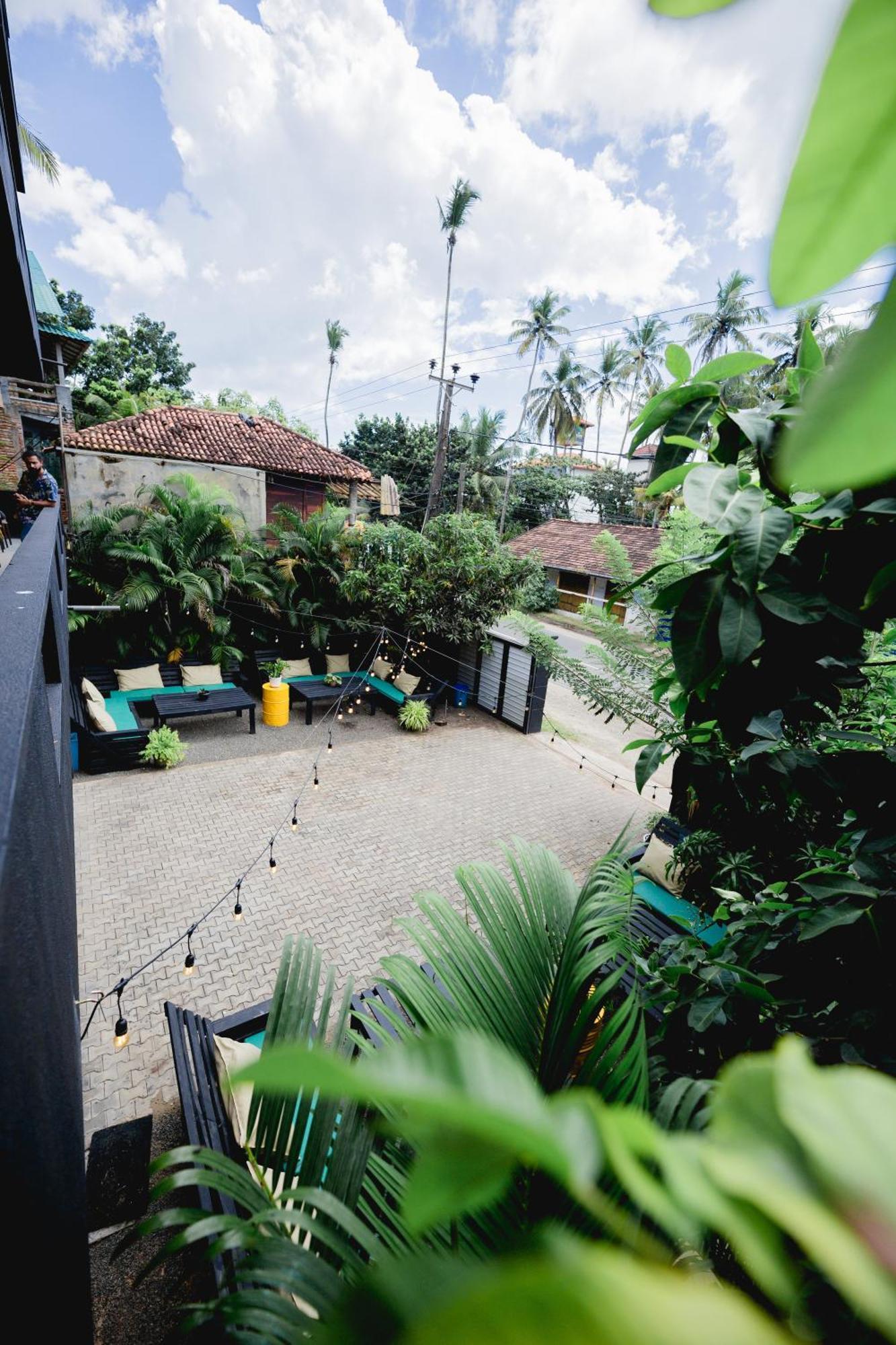 Sugar Hostel Weligama - Coliving & Coworking Eksteriør billede